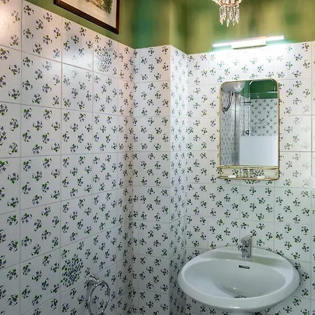 L'8 Boutique Concept *