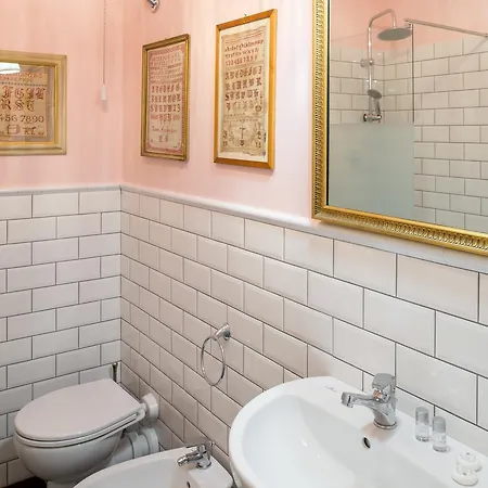 L'8 Boutique Concept Apartman