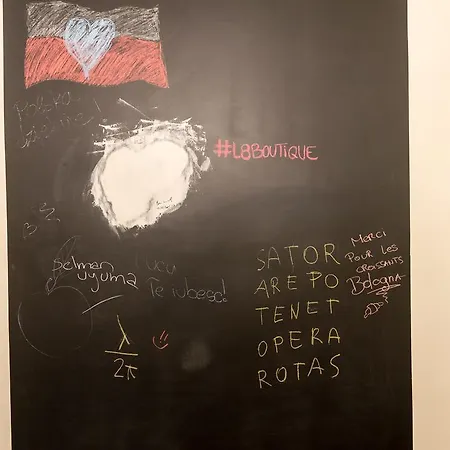 L'8 Boutique Concept 博洛尼亚