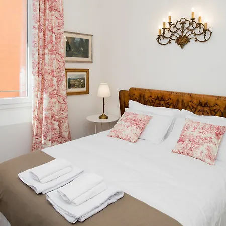 L'8 Boutique Concept Apartamento *