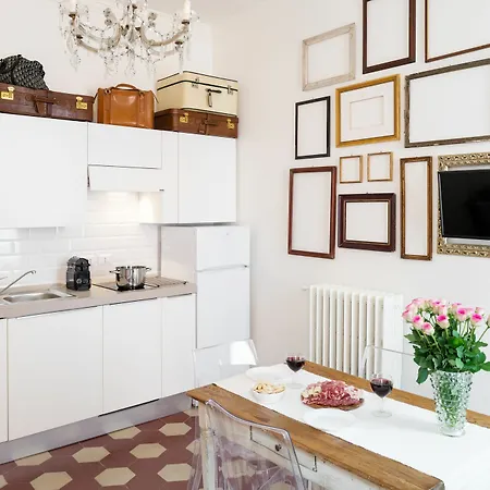 L'8 Boutique Concept Bolonia