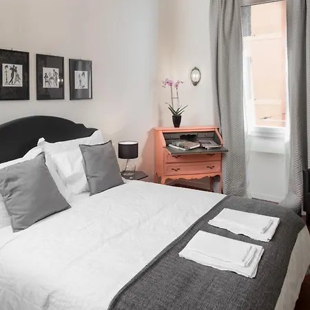 L'8 Boutique Concept 博洛尼亚