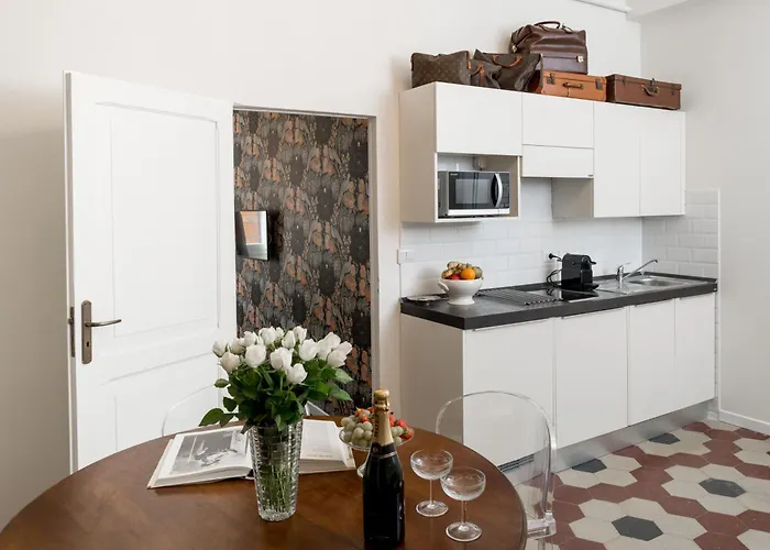 L'8 Boutique Concept